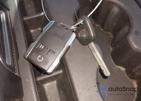 2014 Chevrolet Silverado 1500 1Lt from USA, damaged, VIN 3GCUKREC8EG511011